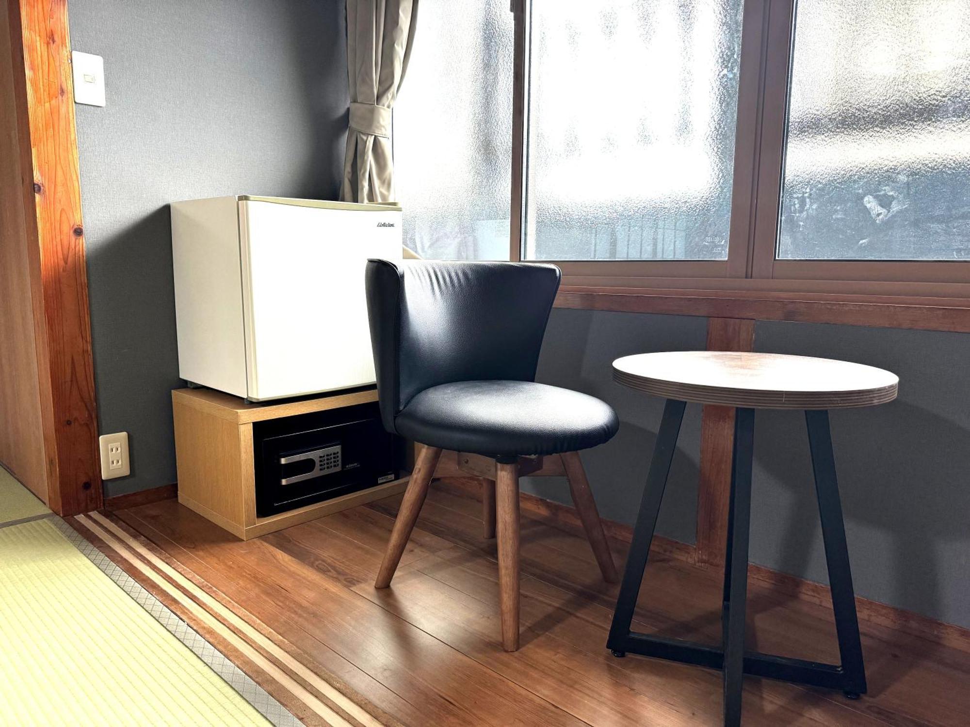 Nozawaonsen Guest House Miyazawa Rum bild