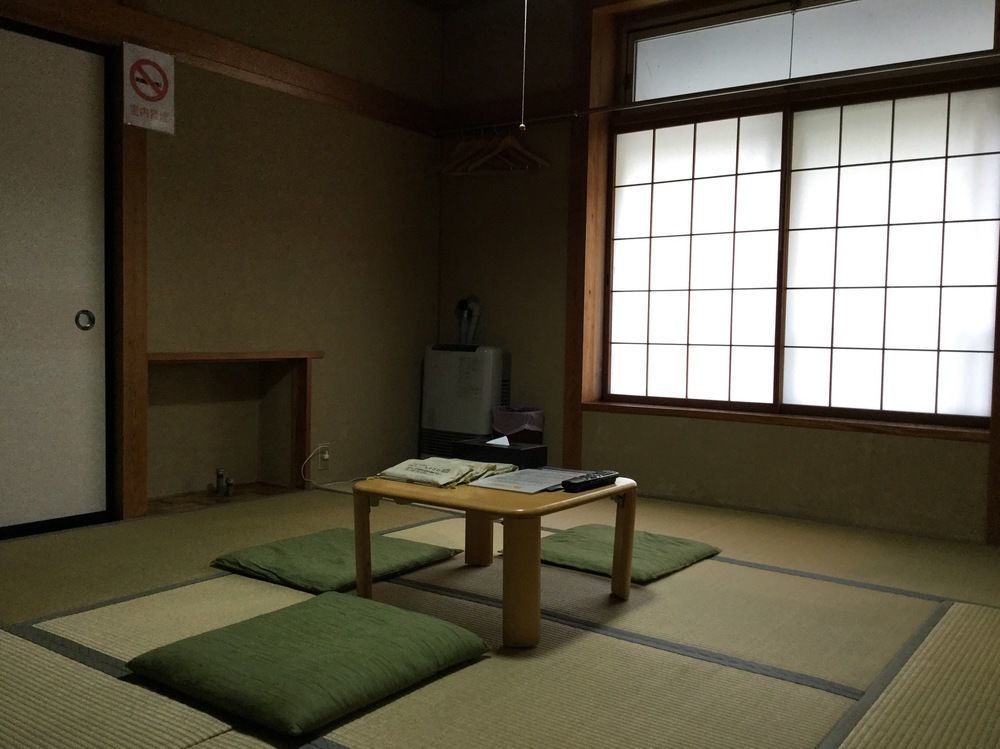 Nozawaonsen Guest House Miyazawa Exteriör bild