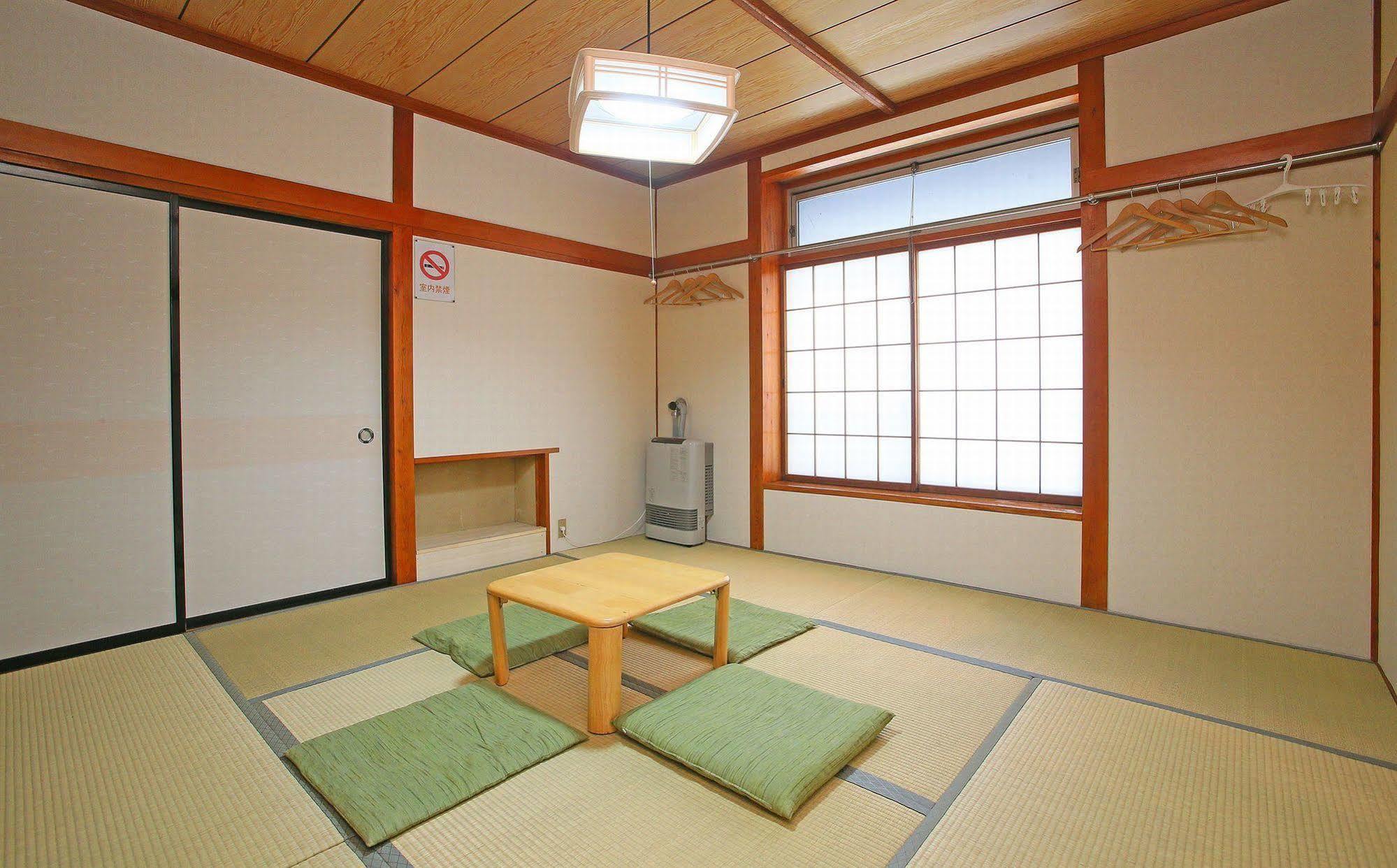 Nozawaonsen Guest House Miyazawa Exteriör bild